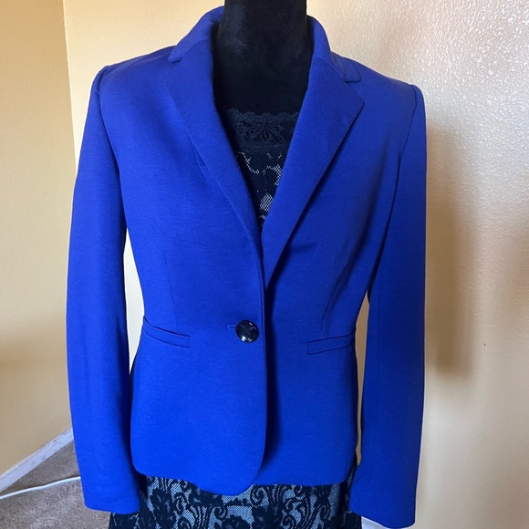 Elegant Blue Women's Blazer. Elegant animal print blazer. - Picture 5 of 9